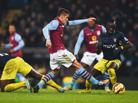 בזכות אסטון וילה, צ'לסי בורחת בפיסגה (gettyimages)