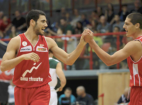 מנקו לא הצליח לעצור את חיפה  (איגוד הכדורסל)