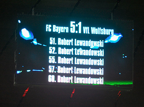 לוח תוצאות של איש אחד (getty)