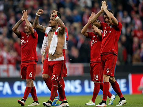 קיוו להשיג ניצחון מוחץ יותר. שחקני באיירן בסיום (getty)