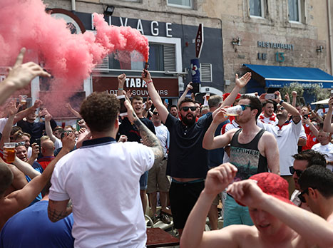 גל האלימות לא פסח על אף מדינה (gettyimages)