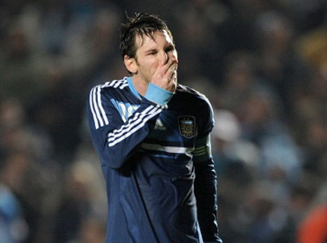 ארגנטינה קרסה גם ב-2011 בבית (GETTYIMAGES)