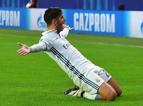 אסנסיו חוגג שער אדיר (getty)