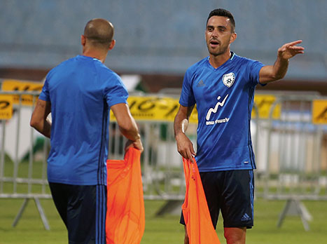 עדיין לא ברור מי יפתח בהתקפה (צילום: אלן שיבר)