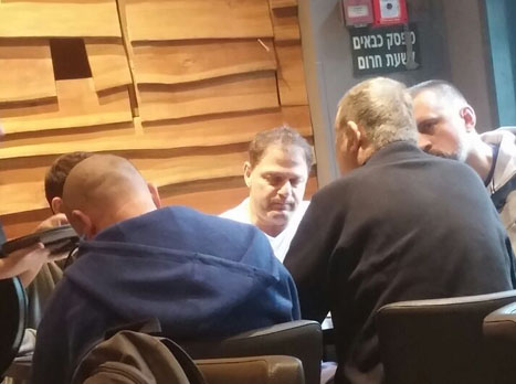 פגישה גורלית? מנהלי מכבי בבית הקפה בהרצליה