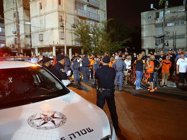 שחקנים בבני יהודה: "הקהל צריך לתת לנו יותר שקט" (לירון מולדובן)