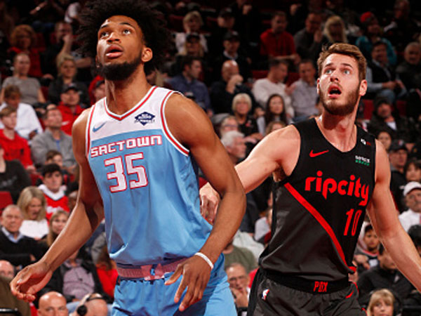 משחק פרוע באורגון (צילום: Cameron Browne/NBAE via Getty Images)
