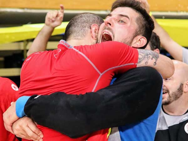 (הדר ואן קולא, איגוד הכדוריד)