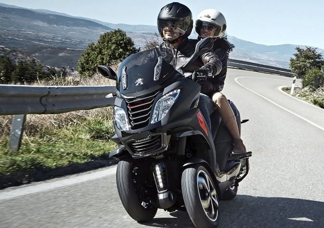 מטרופוליס 400