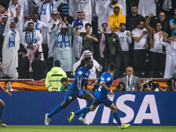 גומיס חגג (getty)