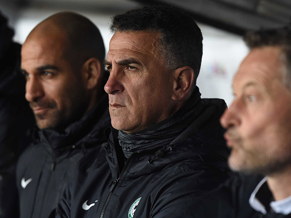 בלבול. בחיאת רבאק, איך אפשר לנהל משחק בצורה כזו רשלנית? (ברני ארדוב)