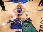 "אלוהי השלשות": שחקני ה-NBA בירכו את קרי