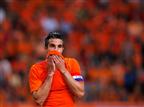 הולנד ניצחה 0:2 את ווילס, ואן פרסי נפצע