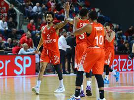 הנרי כיכב, הפועל ת"א חזרה למסלול מול נהריה