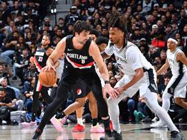 (Photos by Michael Gonzales/NBAE via Getty Images)