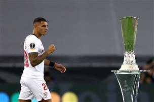 קרלוס ידע עוד לפני שריקת הפתיחה כי זה הוא הערב שלו (GETTY)