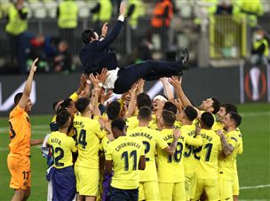 זכייה רביעית של המאמן בתואר (Getty)