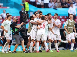 העפילו לרבע הגמר (GETTY)