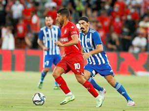 מיכה והאדומים לא ניצלו מחצית ראשונה טובה (אלן שיבר)