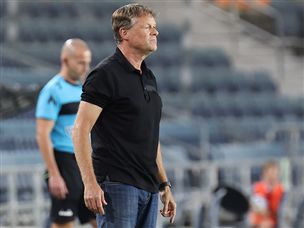 ארווין קומאן. המון סיבות לדאגה (דני מרון)