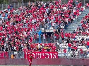 הקהל האדום הפגין נוכחות (מאור אלקסלסי)