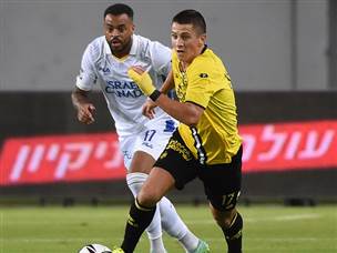 בחצי השני הייתה קבוצה אחת על המגרש (ברני ארדוב)