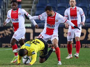 השתיים נפרדו בחלוקת נקודות (דני מרון)