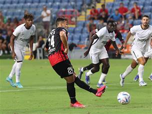 בדש דייק מהנקודה (ברני ארדוב)