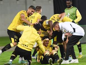 הראשונה להעפיל לגמר גביע הטוטו - מכבי נתניה (ברני ארדוב)