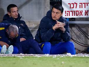 איביץ' כבר מחשב את דרכו החוצה (צילום: מאור אלקסלסי)