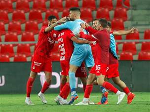 חגיגה אדומה בב"ש (אלן שיבר)