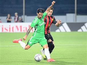 גם רפאלוב חזר לשחק בירוק (צילום: ראובן כהן, האתר הרשמי של מכבי חיפה)