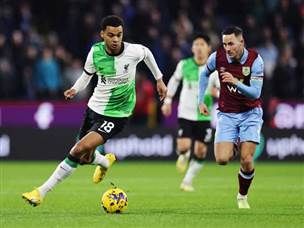 הקבוצה ממרסיסייד שלטה כמעט לכל אורך המשחק (GETTY)