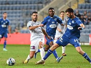 ערב מאכזב לשכטר שיצא בשלב מוקדם עקב פציעה (ברני ארדוב)