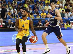 הוליך את רשימת הקלעים. בראון (דני מרון)