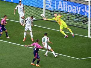 גרמניה פתחה חזק (Clive Mason/Getty Images)