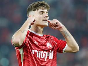 וגם יוני סטויאנוב חגג (צילום: אלן שיבר)