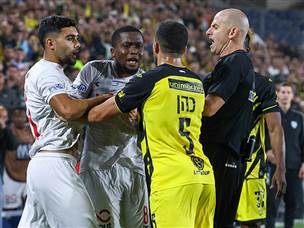 עצבים בסיום (דני מרון)