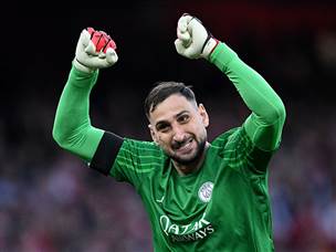 וגם בהזדמנויות של האנגלים, הם מציאו את דונארומה ביום נהדר (Getty)