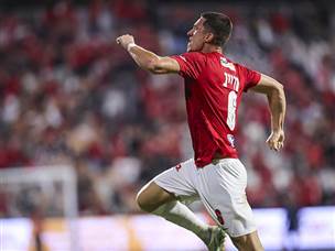 קרייב המושיע האדום (מאור אלקסלסי)