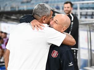 וכמובן שגם המאמנים (ברני ארדוב)