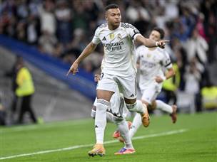 צמד של החלוץ הלוהט בעולם (GETTY)