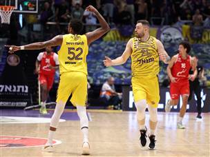 ארצי ומקריי, הופעה פושרת של שניהם (אלן שיבר)