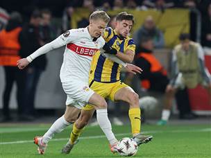 וניסתה להילחם (Photo by Alexander Hassenstein/Getty Images)