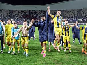 חגיגות גדולות בסיום (אלן שיבר)