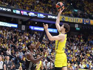 הצהובים הובילו כבר ב-10 נקודות ברבע השני (אלן שיבר)