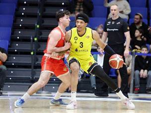 גם קאליל ספיר (אלן שיבר)