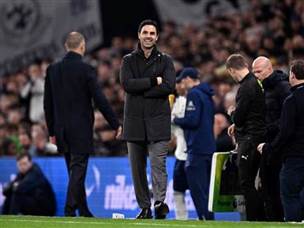 פער זמני של 5 בפסגה (GETTY)