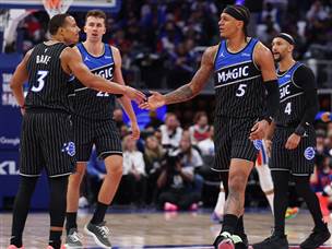 גנבה את הביתיות: אורלנדו הפתיעה את דטרויט, בנקרו בלט