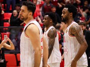 ואז נעצרה (מאור אלקסלסי)